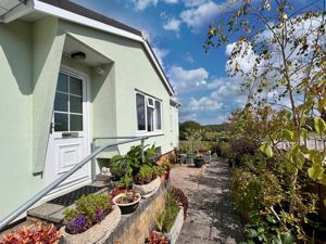 Photo 6- click for photo gallery